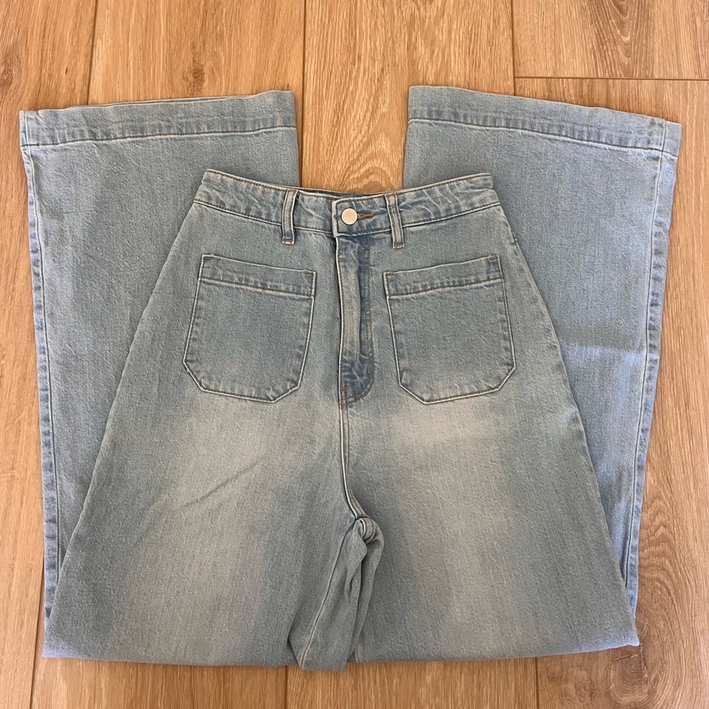 Rolla’s High Rise Wide Leg Jeans (Size 28)